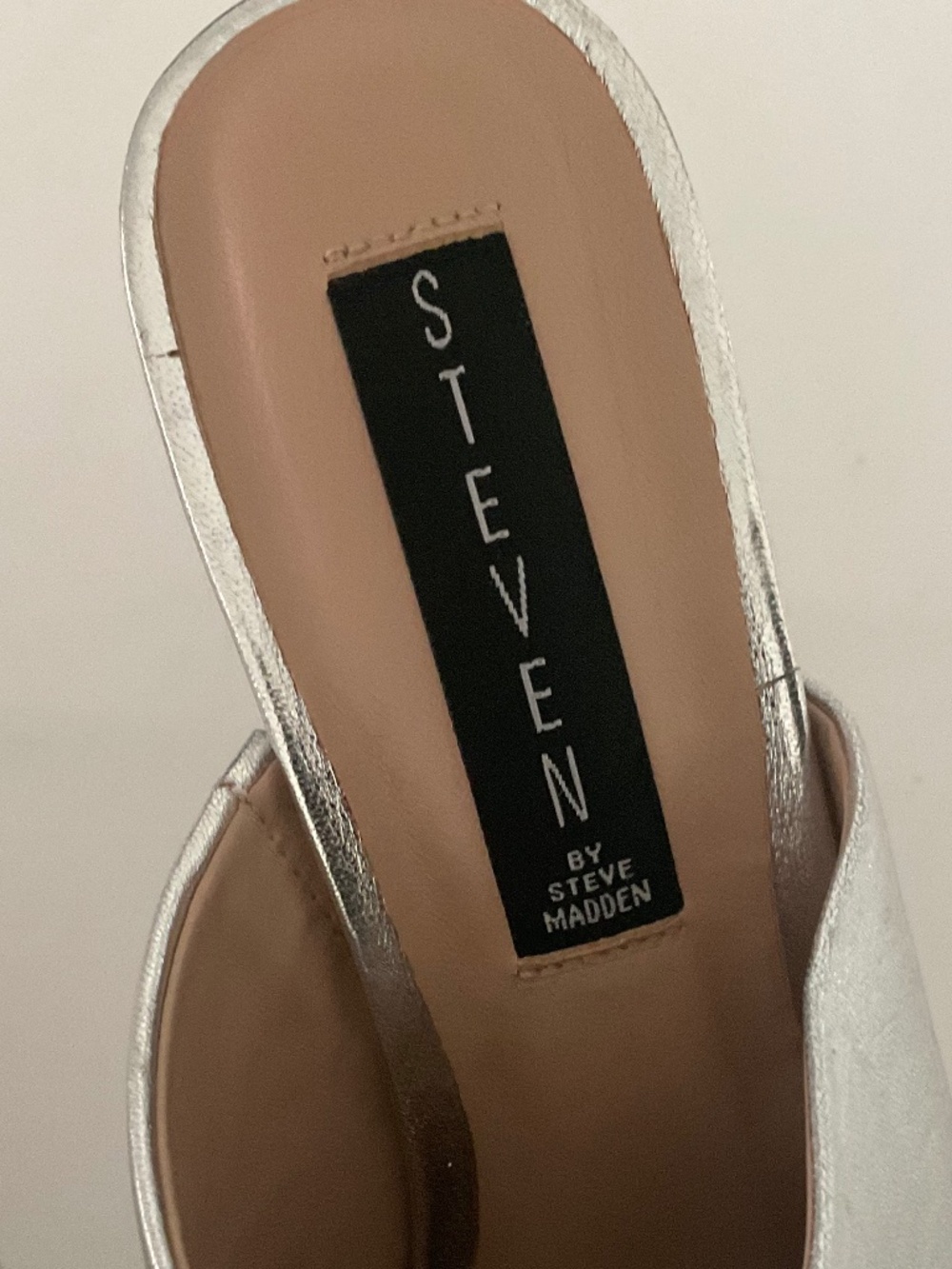 STEVEN by Steve Madden Women's Craft Mule in Metallic Silver Size 7.5 - Picture 6 of 14
